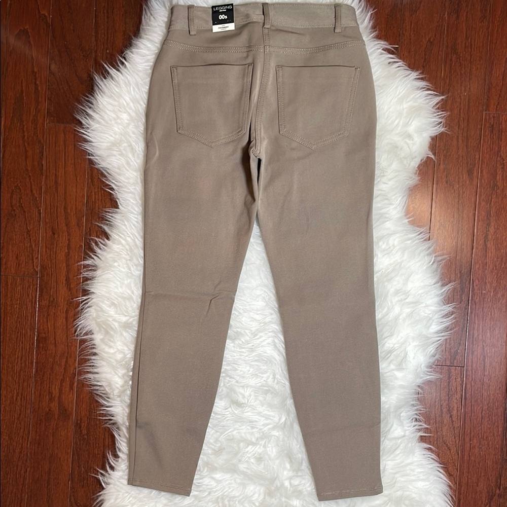Express Mid Rise Leggings - Picture 8 of 12